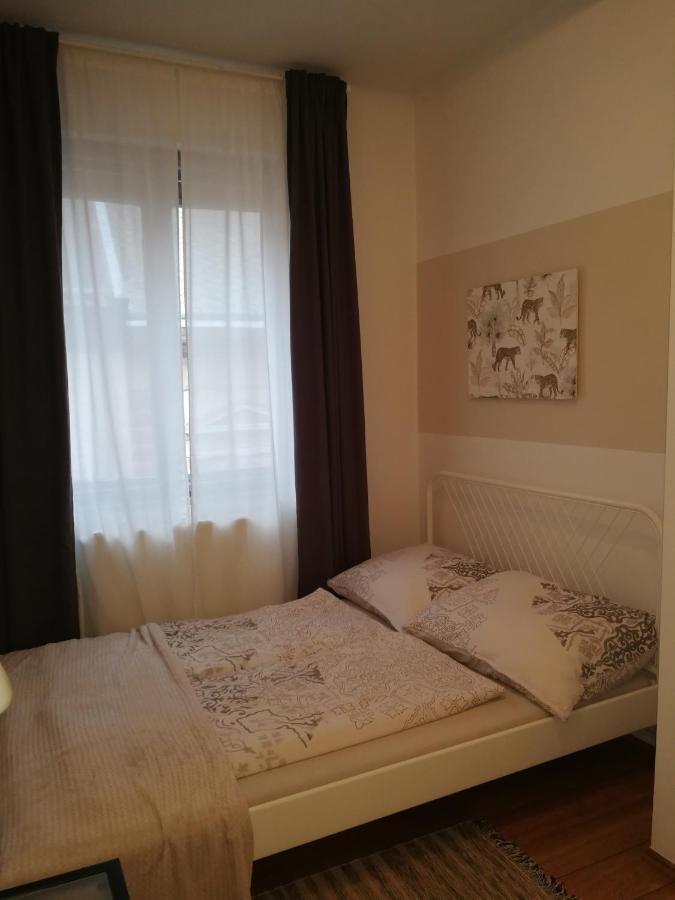 Centrum11 Peçuy Dış mekan fotoğraf