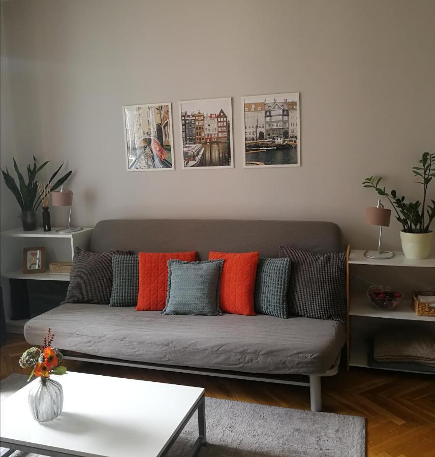Centrum11 Peçuy Dış mekan fotoğraf
